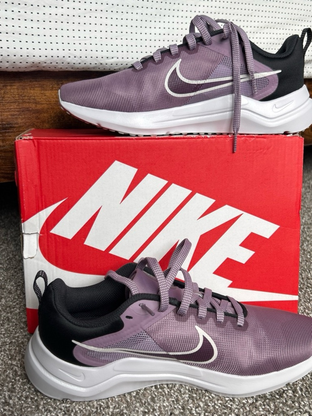 Nike Lavender and Black Women's Running Sneakers